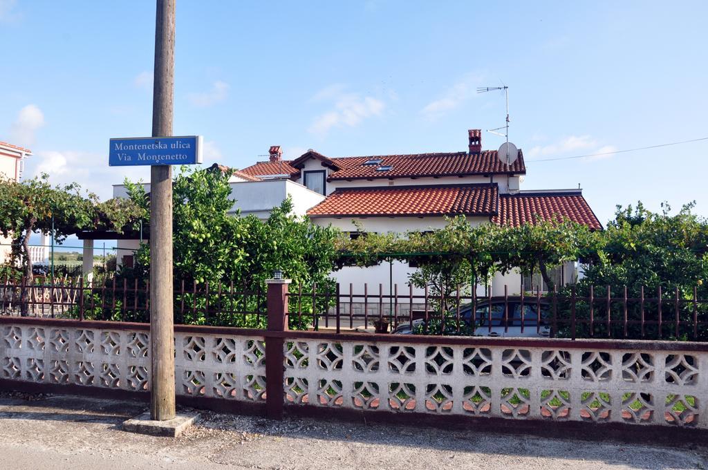 Franko Apartmani Zambratija  Exterior foto