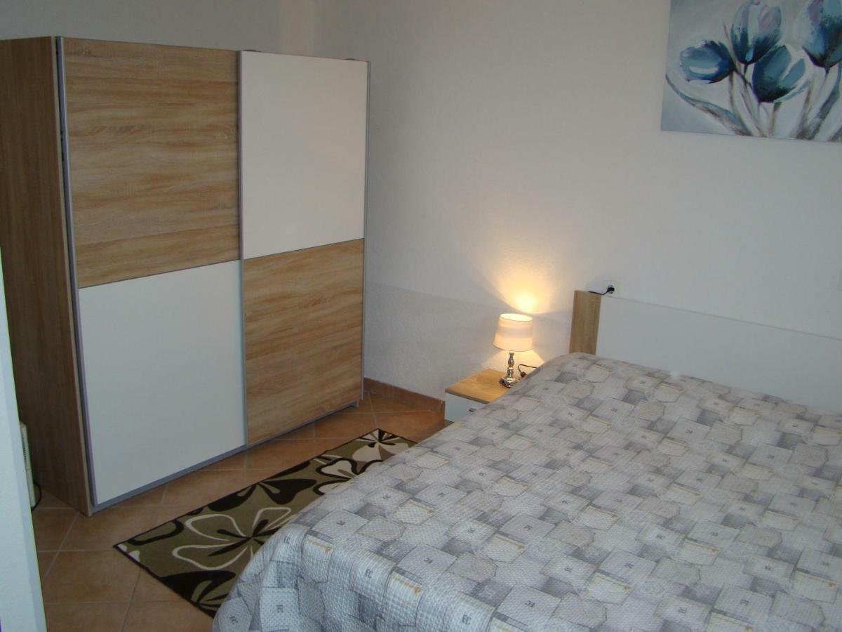 Franko Apartmani Zambratija  Exterior foto