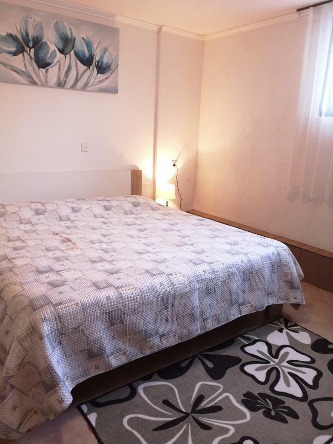 Franko Apartmani Zambratija  Exterior foto